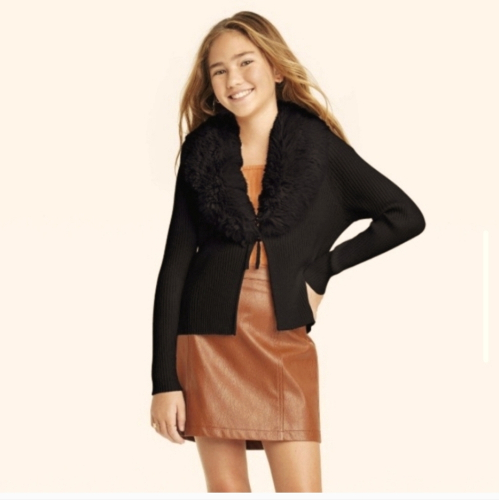 Target Art Class Girl' Faux Fur Collar Cardigan Sweater - Black size 6 NWT